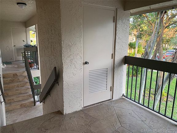 3rd image of 4171 NW 22nd St #279H