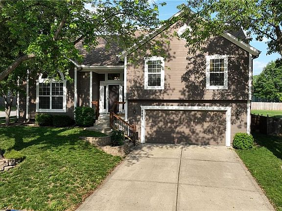 2nd image of 4803 Lone Elm St