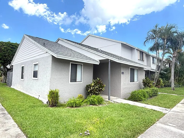 3808 Inlet Cir #3808 — Photo 23