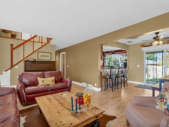 5th image of 3157 E Del Mar Dr