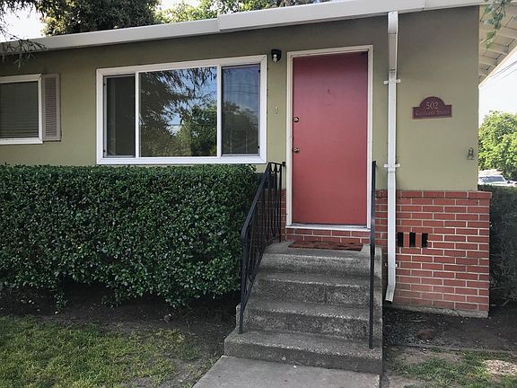 4th image of 502 Cleveland St