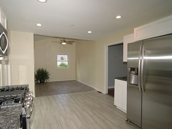 5th image of 62 Paterson Ave