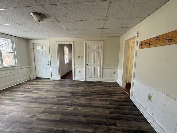 5th image of 40 School St #A