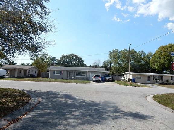 4th image of 2841 Englewood Dr