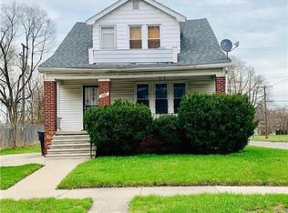 5902 Wayburn St, Detroit, MI 48224