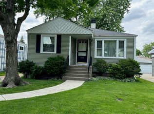 4520 Grove Ave, Berwyn, IL 60402