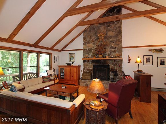 4th image of 2387 W Alpine Dr