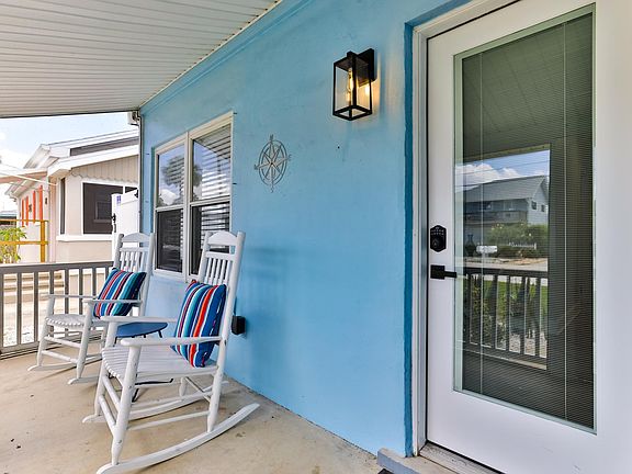 3rd image of 216 Kirkland Dr