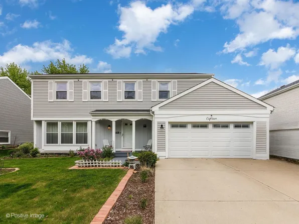 18 Montebello Dr, Vernon Hills, IL 60061