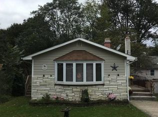 25 New St, Stanhope, NJ 07874
