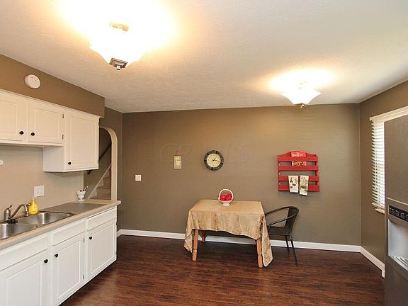 5th image of 9627 Shalemar Dr