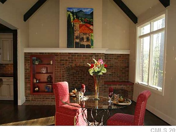 2nd image of 7953 Glen Abbey Cir