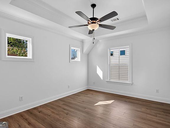 3rd image of 405 Broome St Unit 4