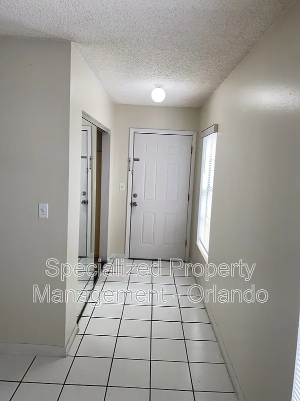 2 bed, 2.0 bath, 1118 sqft, $1,299 — Photo 2