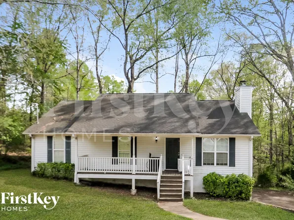 341 Hill Crest Cir, Woodstock, GA 30188
