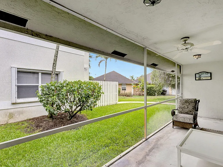 13810 Yarmouth Dr — Photo 18