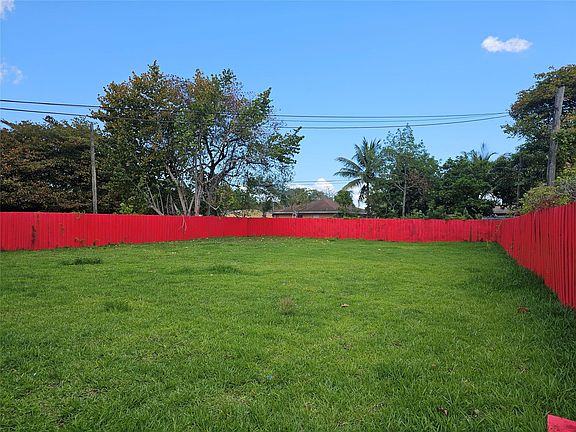 2nd image of 1152 NW 17th Avenue