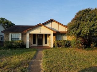 318 E Apollo Rd, Garland, TX 75040