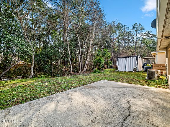 5th image of 2715 LANTANA LAKES Drive E