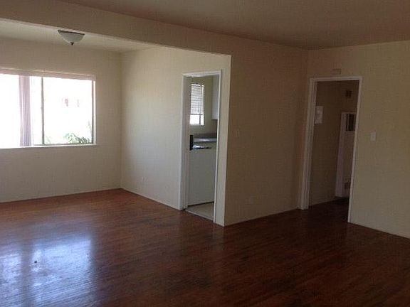 4th image of 509 S Eremland Dr #5