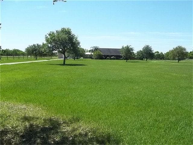 1st image of 13503 County Road 171