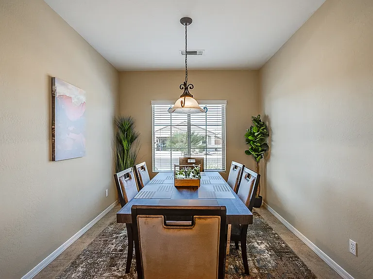 26731 W Pontiac Dr — Photo 6