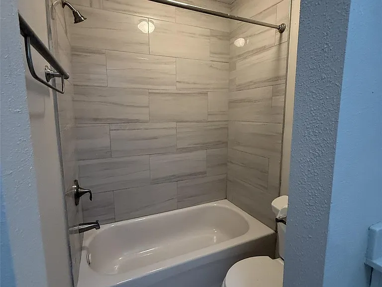 1824 Thonig Rd #10 — Photo 15