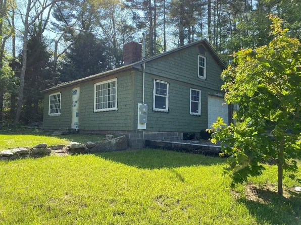 490 Plainfield Pike, Coventry, RI 02827