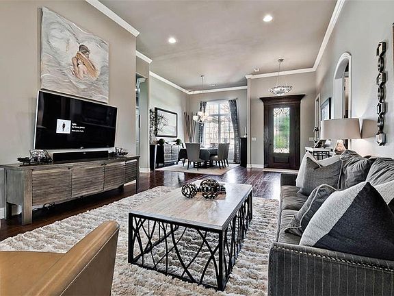 4th image of 7002 W Balmoral Dr