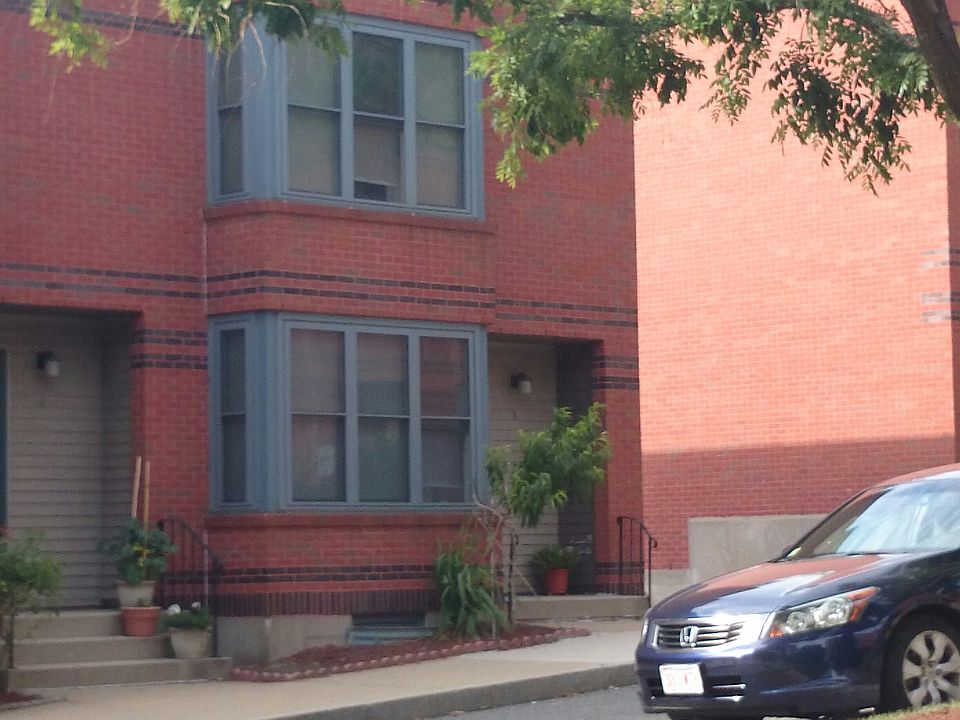 2nd image of 3 Eileen Cir