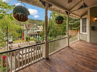 56 Scudder Ave, Northport, NY 11768