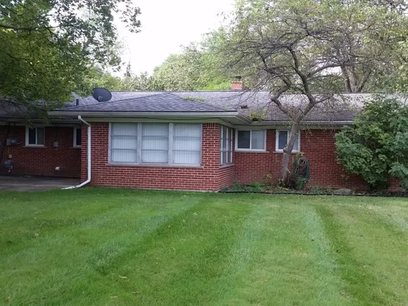 28060 Peppermill Rd, Farmington Hills, MI 48331