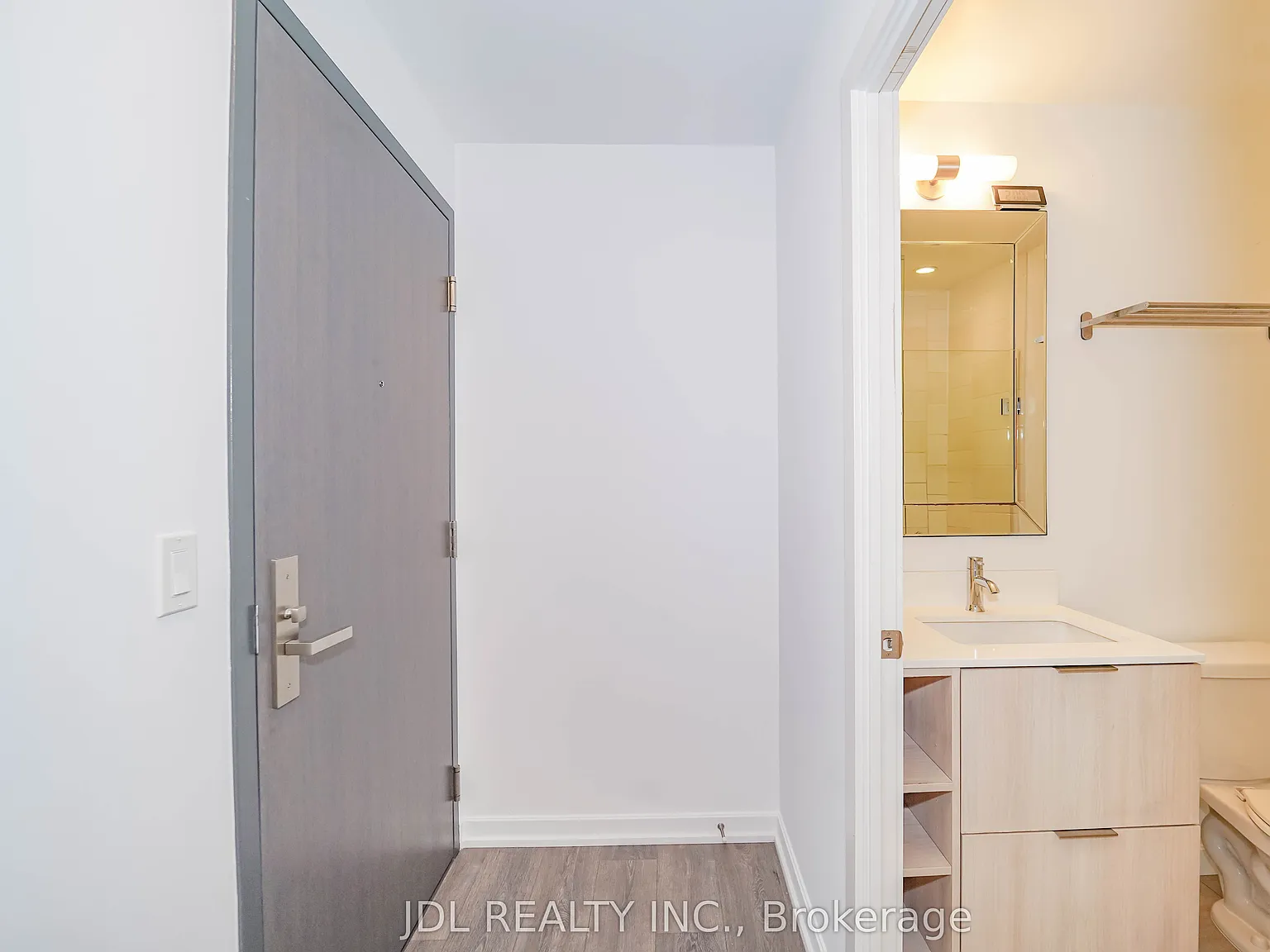 2 bed, $2,800 — Photo 4