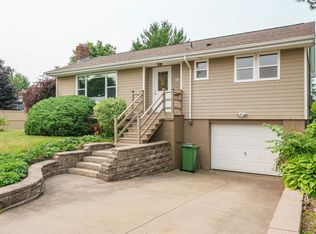 19 Sheridan St, Halifax, NS B3A2C8