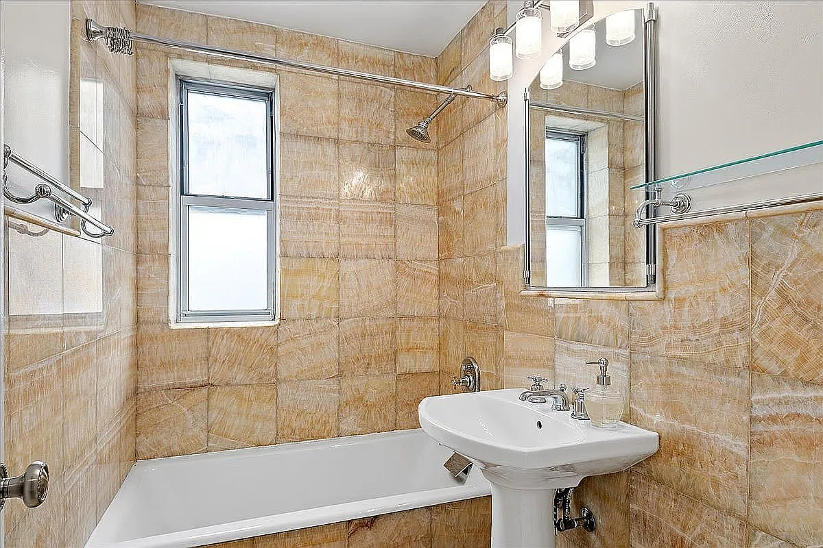 325 East 201st Street - 5F — Photo 2