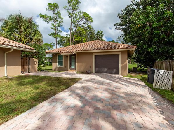 352 Window Rock Dr