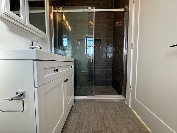 2nd image of 3407 W Fullerton Ave #3A
