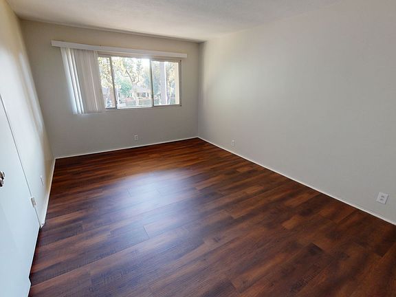 3rd image of 1250 S Orange Grove Blvd APT 10