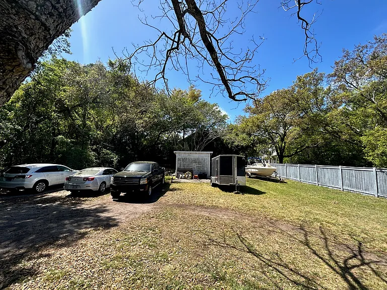 1597 Secessionville Rd — Photo 28