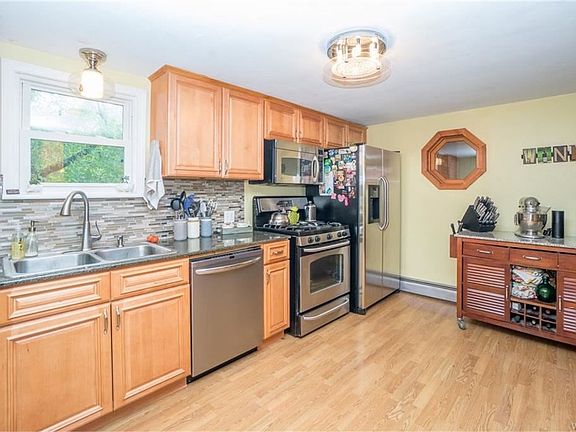 2nd image of 5208 Dorst Dr
