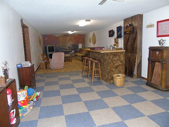 3rd image of 1485 N 10th St