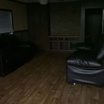 3rd image of 99 Paradise Ln