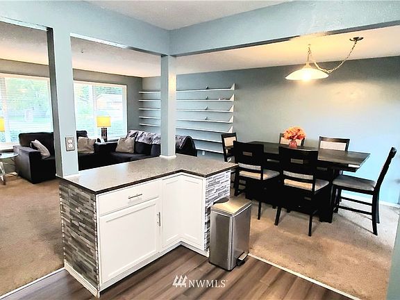 4th image of 17311 13th Avenue Ct E