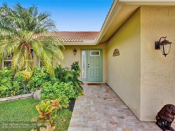 5th image of 7901 NW 19th Ct