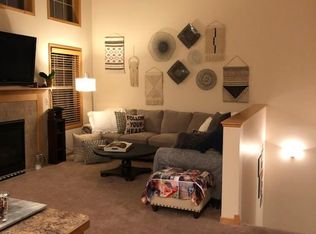 8528 Lakeview Ter, Savage, MN 55378
