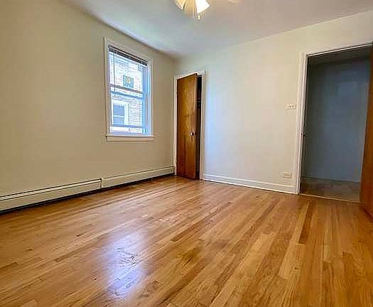 3rd image of 2720 W Summerdale Ave