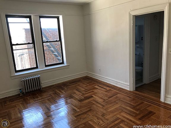 2nd image of 4150 56th St APT 4C