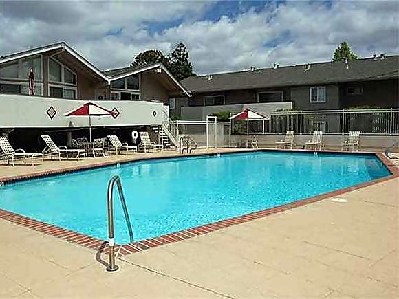 1st image of 1038 Catalina Dr #28