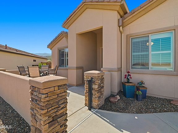 4th image of 434 S DESPERADO Drive