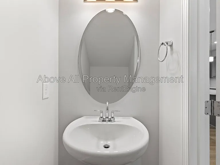 204 White Oak Garden Way — Photo 10